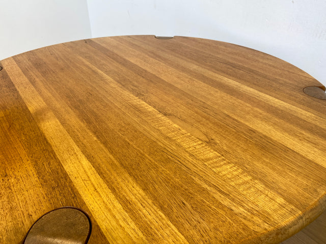 WMK # Rarer & gut erhaltener runder skandinavischer Mid-Century Designercouchtisch von L. Olsen & Søn Møbelfabrik aus massivem Teakholz # Wohnzimmertisch Round Coffee Table Danish Design Vintage Teak