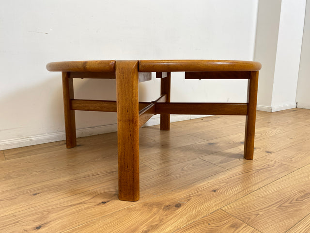 WMK # Rarer & gut erhaltener runder skandinavischer Mid-Century Designercouchtisch von L. Olsen & Søn Møbelfabrik aus massivem Teakholz # Wohnzimmertisch Round Coffee Table Danish Design Vintage Teak