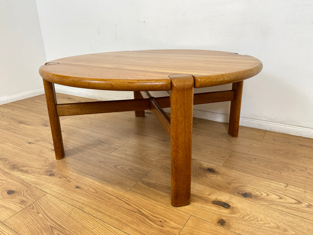 WMK # Rarer & gut erhaltener runder skandinavischer Mid-Century Designercouchtisch von L. Olsen & Søn Møbelfabrik aus massivem Teakholz # Wohnzimmertisch Round Coffee Table Danish Design Vintage Teak