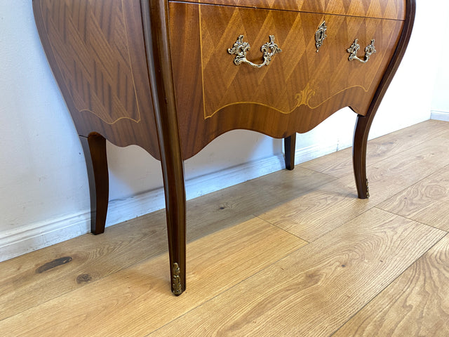 WMK I Elegante kleine skandinavische Stilmöbel Bombé Kommode von Rydén Möbler, Vollholz, mit Schubladen & edler Marmor Platte I Schrank Dresser Flur Barock Rokoko Louis XV Vintage Berlin Hessen Bayern