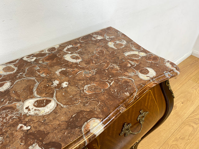 WMK I Elegante kleine skandinavische Stilmöbel Bombé Kommode von Rydén Möbler, Vollholz, mit Schubladen & edler Marmor Platte I Schrank Dresser Flur Barock Rokoko Louis XV Vintage Berlin Hessen Bayern