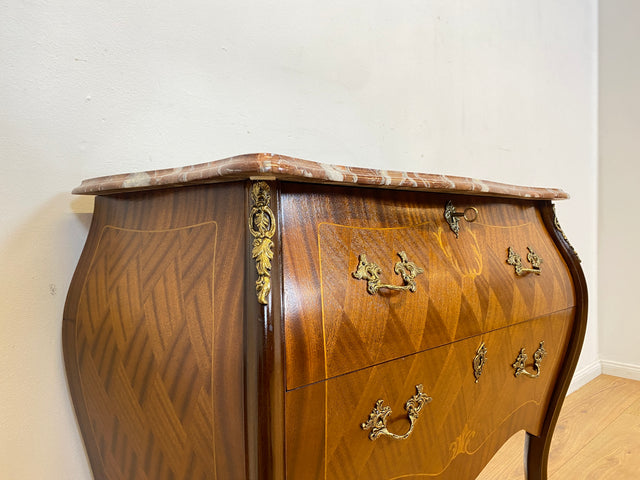 WMK I Elegante kleine skandinavische Stilmöbel Bombé Kommode von Rydén Möbler, Vollholz, mit Schubladen & edler Marmor Platte I Schrank Dresser Flur Barock Rokoko Louis XV Vintage Berlin Hessen Bayern