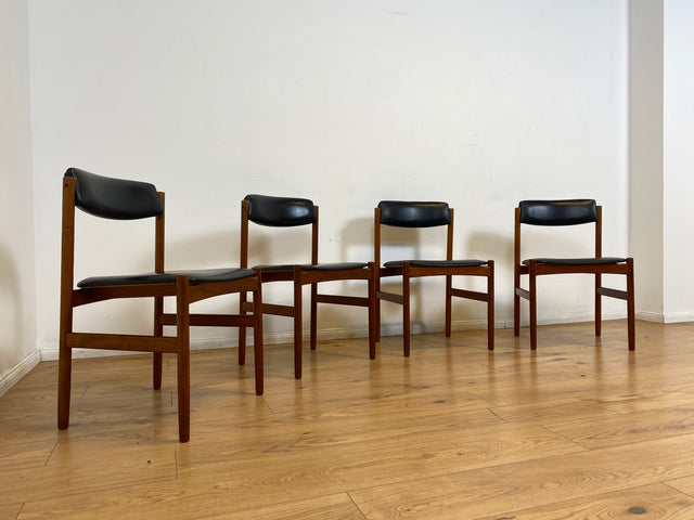 WMK I Set aus 4 stilvollen skandinavischen Designer Stühlen von Erik Buck aus Teakholz mit schwarzem Kunst Leder Bezug I Esszimmerstühle Küchenstühle Holzstühle Chairs Danish Design Vintage Skai Teak