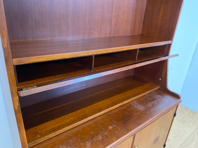 WMK I Schöner skandinavischer Mid-Century Bücherschrank mit ausziehbarer Schreibfläche und Geheimfach I Sekretär Schreibtisch Regal Bücherregal Highboard Kommode Vintage 60er Berlin Hannover Leipzig