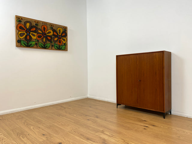 WMK # Stilvolles skandinavisches Highboard in Teakholz auf neuen Metallfüßen # Kommode Sideboard Bücherschrank Wäschekommode Wäscheschrank Schuhschrank Danish Design Mid-Century Vintage Upcycling Teak