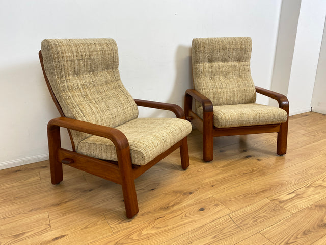 WMK I 1/2 Rarer skandinavischer Designer Sessel von HS Design, Teakholz Rahmen und feiner Wollbezug I Hochlehner Lesesessel Relax Armchair Teak Danish Design Mid-Century Vintage Berlin Hamburg München
