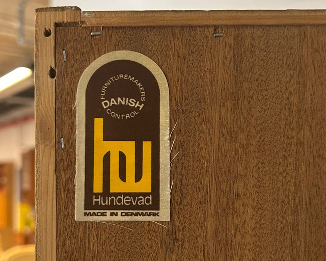 WMK I Hochwertiges skandinavisches Designer Bücherregal von Poul Hundevad , Vollholz in Eiche, mit verstell. Regalböden I Regal Bücherschrank Holzregal Danish Design Mid-Century Vintage Berlin München