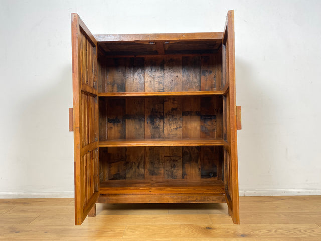 Boatwood by WMK I Sehr schöner Schrank aus altem Bootsholz I handgefertigtes Unikat I Teakholz massiv I Highboard Kleiderschrank Wäscheschrank Sideboard Kommode Schuhschrank Berlin Ulm