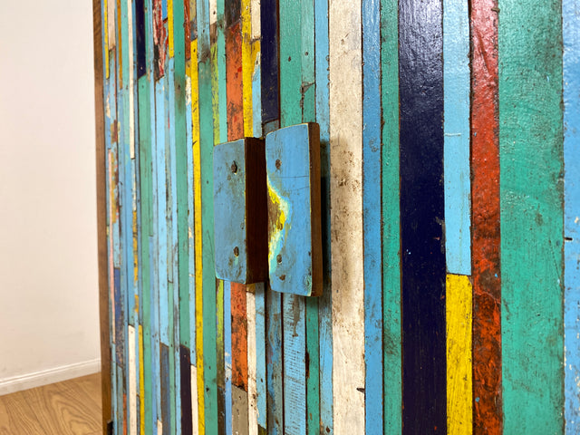 Boatwood by WMK I Sehr schöner Schrank aus altem Bootsholz I handgefertigtes Unikat I Teakholz massiv I Highboard Kleiderschrank Wäscheschrank Sideboard Kommode Schuhschrank Berlin Ulm