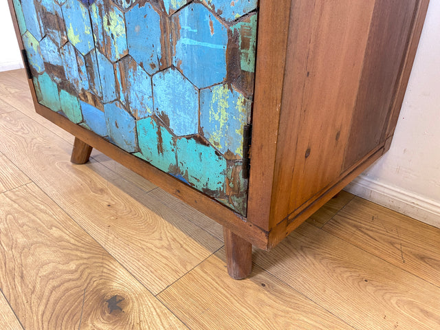 Boatwood by WMK I Einzigartiger Schrank in Meeresblau I handgefertigt aus altem Bootsholz I Highboard Kommode Sideboard Wäscheschrank Bar Barschrank Schuhschrank Schuhkommode Berlin Stuttgart Rostock