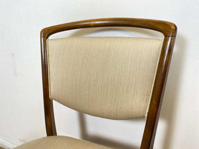 WMK # Set aus 4 formschönen, gemütlichen & sehr gut erhaltenen skandinavischen 50er Jahre Stühlen mit beigem Sitzbezug # Esszimmerstühle Küchenstühle Holzstühle Polsterstühle Mid-Century Vintage 4er