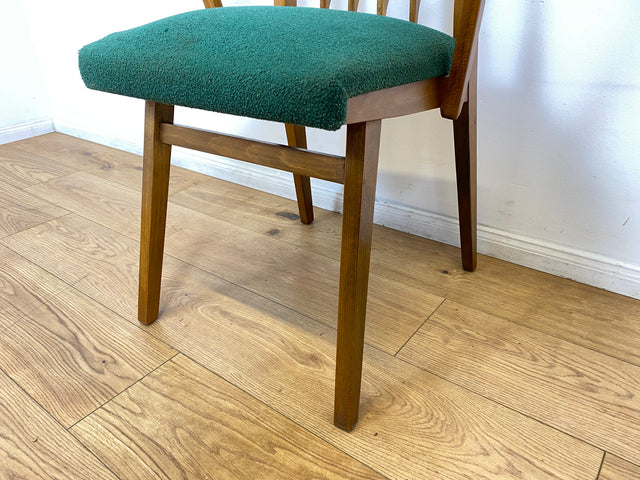 WMK I Set aus 4 sehr schönen Mid-Century Esszimmerstühlen mit Sprossen & grünem Originalbezug, bau ähnlich mit Casala I Stühle Küchenstühle Dining Chairs Tisch Vintage 50er 60er Berlin Hamburg München