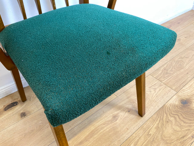 WMK I Set aus 4 sehr schönen Mid-Century Esszimmerstühlen mit Sprossen & grünem Originalbezug, bau ähnlich mit Casala I Stühle Küchenstühle Dining Chairs Tisch Vintage 50er 60er Berlin Hamburg München