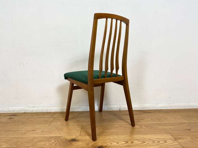 WMK I Set aus 4 sehr schönen Mid-Century Esszimmerstühlen mit Sprossen & grünem Originalbezug, bau ähnlich mit Casala I Stühle Küchenstühle Dining Chairs Tisch Vintage 50er 60er Berlin Hamburg München
