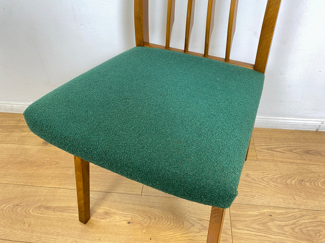 WMK I Set aus 4 sehr schönen Mid-Century Esszimmerstühlen mit Sprossen & grünem Originalbezug, bau ähnlich mit Casala I Stühle Küchenstühle Dining Chairs Tisch Vintage 50er 60er Berlin Hamburg München