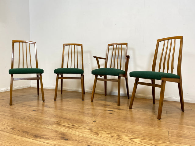 WMK I Set aus 4 sehr schönen Mid-Century Esszimmerstühlen mit Sprossen & grünem Originalbezug, bau ähnlich mit Casala I Stühle Küchenstühle Dining Chairs Tisch Vintage 50er 60er Berlin Hamburg München
