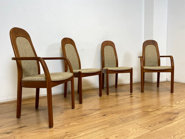 WMK I Set aus 4 hochwertigen skandinavischen Designer Stühlen I Holstebro Møbelfabrik I Teakholz I naturbeiger Originalbezug I Dining Chairs Armlehnen Esszimmer Danish Design Mid-Century Vintage Teak
