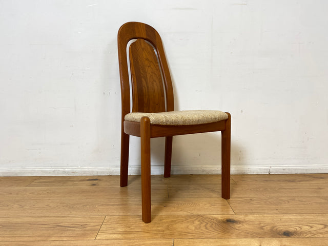 WMK I Set aus 6 hochwertigen skandinavischen Designer Stühlen I EMC Furniture I Teakholz massiv I naturbeiger Originalbezug I Dining Chairs Armlehnen Esszimmer Danish Design Mid-Century Vintage Teak