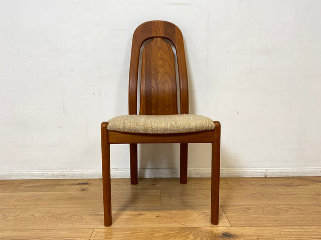 WMK I Set aus 6 hochwertigen skandinavischen Designer Stühlen I EMC Furniture I Teakholz massiv I naturbeiger Originalbezug I Dining Chairs Armlehnen Esszimmer Danish Design Mid-Century Vintage Teak