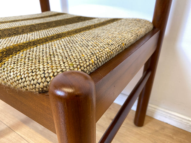 WMK I Set aus 6 stilvollen skandinavischen Mid-Century Designer Stühlen von Farstrup I Teakholz Rahmen & Wollbezug I Stühle Chairs Esszimmer Küchen Holz Danish Design Vintage Berlin Leipzig Rostock