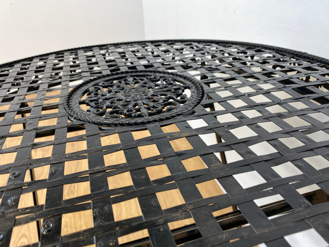WMK # Sehr hübsches & gut erhaltenes Vintage Set aus Klapptisch & 2 Klappstühlen aus Metall in Schwarz, Outdoor geeignet # Balkonmöbel Gartenmöbel Campingmöbel Gartengarnitur Metalltisch Bistrotisch