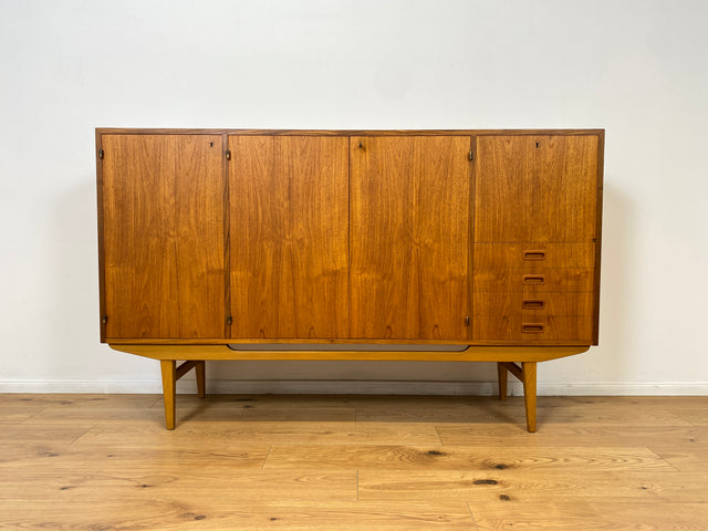 WMK # Hochwertiges skandinavisches 60er Jahre Highboard in Teakholz mit Schubladen, Barfach und formschönen Holzgriffen # Schrank Sideboard Anrichte Barschrank Danish Design Mid-Century Vintage Teak