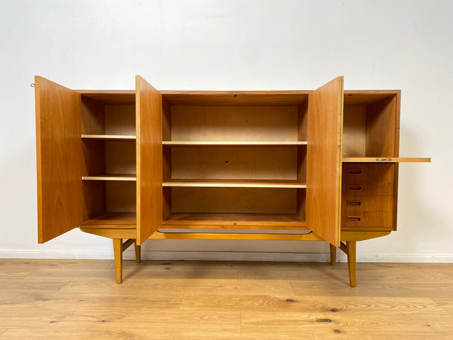 WMK # Hochwertiges skandinavisches 60er Jahre Highboard in Teakholz mit Schubladen, Barfach und formschönen Holzgriffen # Schrank Sideboard Anrichte Barschrank Danish Design Mid-Century Vintage Teak