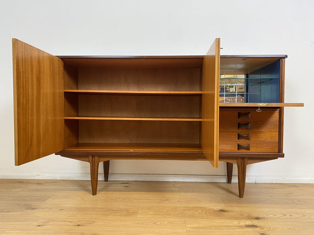 WMK # Skandinavisches Mid-Century Designer Highboard "Roseto" by Svante Skogh for Abra, Vollholz in Teak, mit Schubladen & Bar # Sideboard Schrank Barschrank Kommode Danish Design Vintage Teak 60er