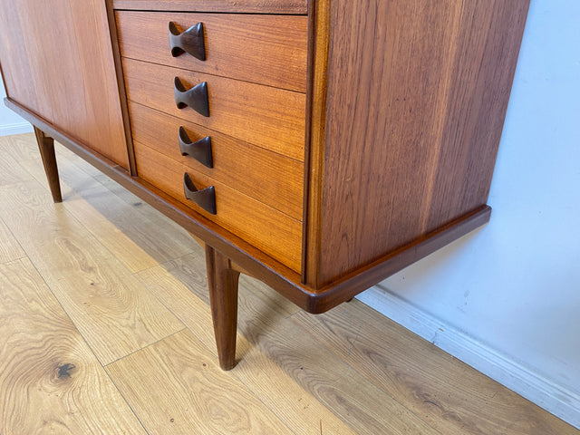 WMK # Skandinavisches Mid-Century Designer Highboard "Roseto" by Svante Skogh for Abra, Vollholz in Teak, mit Schubladen & Bar # Sideboard Schrank Barschrank Kommode Danish Design Vintage Teak 60er