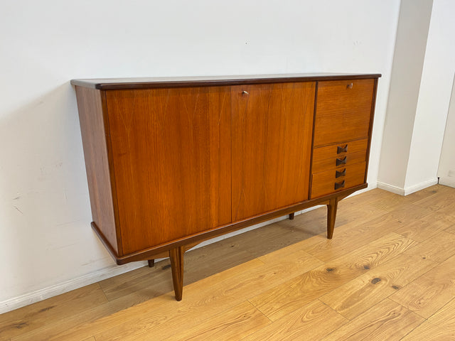 WMK # Skandinavisches Mid-Century Designer Highboard "Roseto" by Svante Skogh for Abra, Vollholz in Teak, mit Schubladen & Bar # Sideboard Schrank Barschrank Kommode Danish Design Vintage Teak 60er