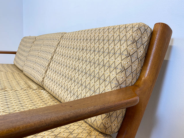 WMK # Stilvolles skandinavisches Mid-Century Designersofa von Glostrup Møbelfabrik mit Teakholz Rahmen & neuem Bezug # 3er Sofa Couch 3-Sitzer Daybed Sitzgarnitur Sitzgruppe Danish Design Vintage Teak
