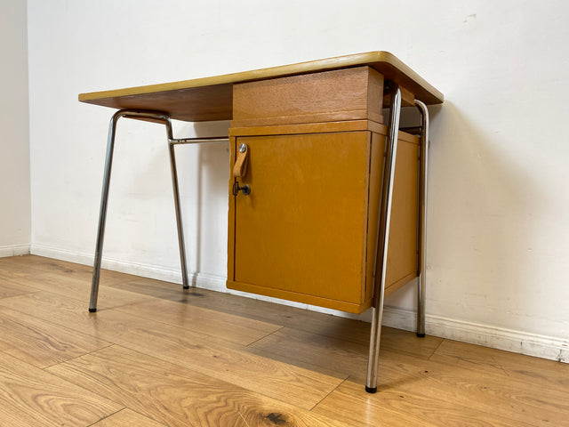 WMK I Kultiger kleiner Space Age Schreibtisch auf formschönem Chrom Gestell mit Ledergriff & 6 Schubladen I Desk Arbeitstisch Computertisch Kinderschreibtisch Sekretär Retro Vintage 60er 70er Hamburg