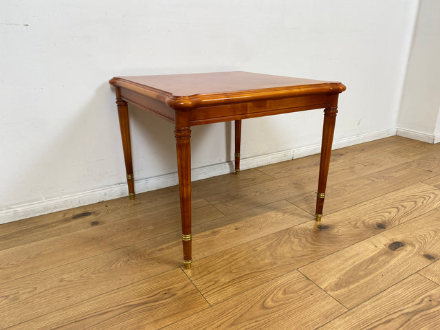 WMK # Hübscher, formschöner und gut erhaltener Stilmöbel Couchtisch aus Kirschholz mit fein gedrechselten Tischbeinen # Salontisch Wohnzimmertisch Beistelltisch Sofatisch Coffee Table Vintage Retro