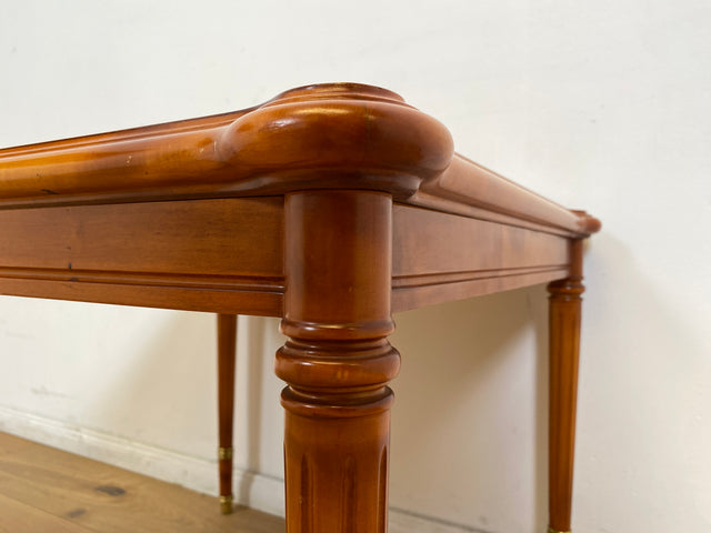 WMK # Hübscher, formschöner und gut erhaltener Stilmöbel Couchtisch aus Kirschholz mit fein gedrechselten Tischbeinen # Salontisch Wohnzimmertisch Beistelltisch Sofatisch Coffee Table Vintage Retro