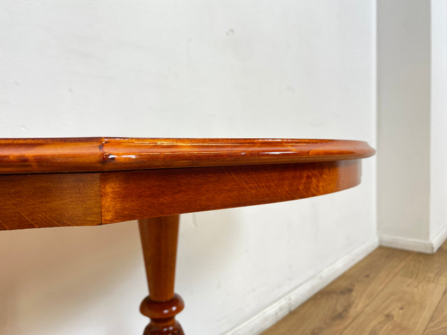 WMK Stilvoller und sehr gute erhaltener Vintage Beistelltisch im antiken Stile in Kirschholz mit fein gedrechselter Mittelsäule I Tisch Salontisch Couchtisch Ablage Lampentisch Stilmöbel Barock Berlin