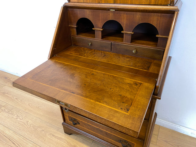 WMK # Hochwertiger Vintage Schreibschrank in antikem Stil mit Vitrinen Aufsatz und Messingbeschlägen # Sekretär Desk Schreibtisch Bücherschrank Büchervitrine Kommode Wohnzimmerschrank Stilmöbel