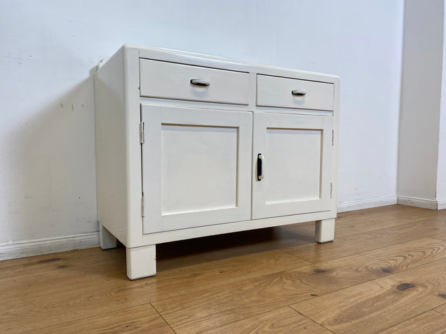 WMK I Formschöne weiße 1930er Jahre Art Deco Kommode aus vollem Holz mit Schubladen & hübschen Originalgriffen I Schrank Anrichte Sideboard Wickelkommode Wäschekommode Jugendstil Antik Vintage Berlin