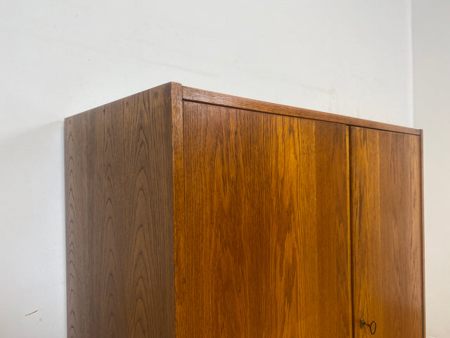 Kultiger Mid-Century Wäscheschrank Typ 602/B von Franz Ehrlich für VEB Hellerau aus 1963 in Eiche