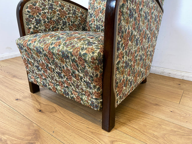 WMK I 1/4 Besonders schöner 30er Jahre Art Deco Sessel mit grandiosem floralem Bezug und Federkern