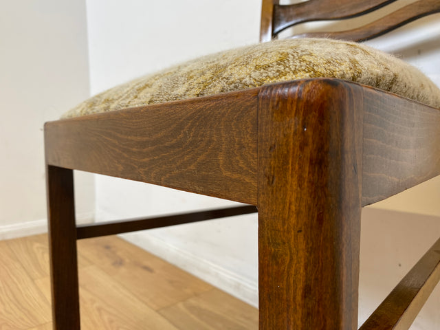 WMK I 1/2 Klassischer 30er Jahre Küchenstuhl aus Buche mit freundlichem Originalbezug und Federkernsitz I Stuhl Esszimmerstuhl Holzstuhl Dining Chair Antik Art Deco Vintage I Berlin Frankfurt Bremen