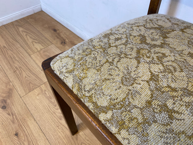 WMK I 1/2 Klassischer 30er Jahre Küchenstuhl aus Buche mit freundlichem Originalbezug und Federkernsitz I Stuhl Esszimmerstuhl Holzstuhl Dining Chair Antik Art Deco Vintage I Berlin Frankfurt Bremen