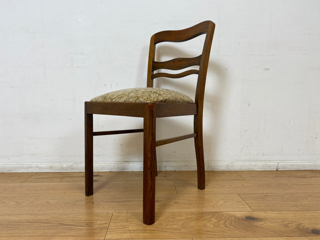 WMK I 1/2 Klassischer 30er Jahre Küchenstuhl aus Buche mit freundlichem Originalbezug und Federkernsitz I Stuhl Esszimmerstuhl Holzstuhl Dining Chair Antik Art Deco Vintage I Berlin Frankfurt Bremen