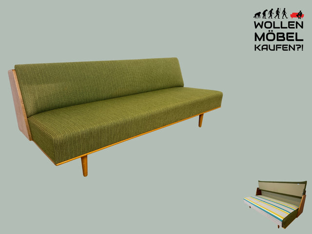 WMK I Stilvolles grünes skandinavisches Mid-Century Daybed von Herrljunga in Teakholz mit aufklapp. Rückenlehne I Sofa Couch Liege Schlafcouch Schlafsofa Klappcouch Bett Danish Design 60er Vintage