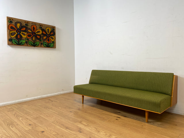 WMK I Stilvolles grünes skandinavisches Mid-Century Daybed von Herrljunga in Teakholz mit aufklapp. Rückenlehne
