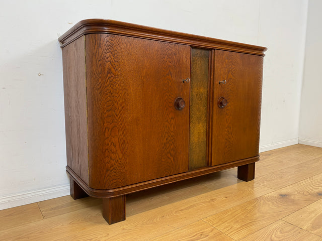 Hochwertige und gut erhaltene 1930er Jahre Art Deco Kommode aus vollem Holz mit schönen Holzgriffen I Schrank Sideboard Wäschekommode Anrichte Wickelkommode Antik Vintage I