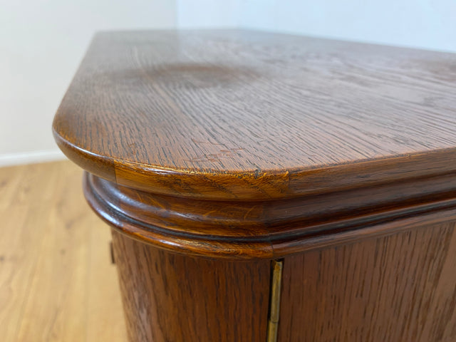 Hochwertige und gut erhaltene 1930er Jahre Art Deco Kommode aus vollem Holz mit schönen Holzgriffen I Schrank Sideboard Wäschekommode Anrichte Wickelkommode Antik Vintage I