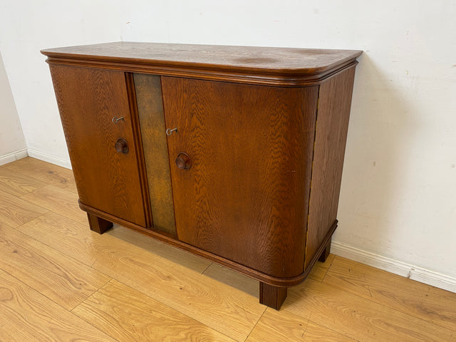 Hochwertige und gut erhaltene 1930er Jahre Art Deco Kommode aus vollem Holz mit schönen Holzgriffen I Schrank Sideboard Wäschekommode Anrichte Wickelkommode Antik Vintage I