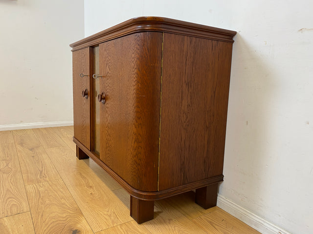 Hochwertige und gut erhaltene 1930er Jahre Art Deco Kommode aus vollem Holz mit schönen Holzgriffen I Schrank Sideboard Wäschekommode Anrichte Wickelkommode Antik Vintage I