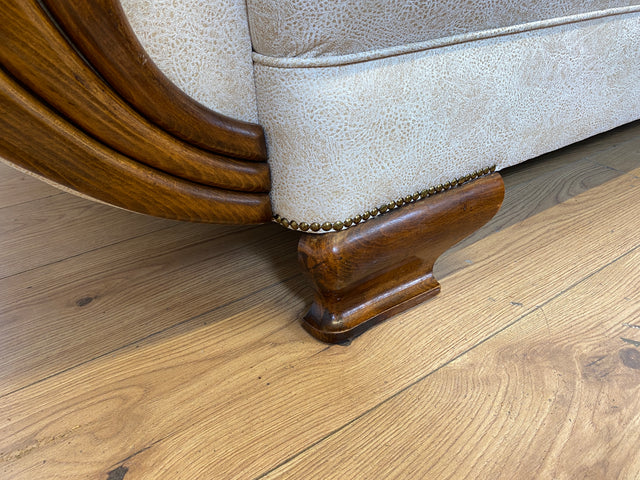Wunderschöne und sehr gut erhaltene 1930er Jahre Art Deco Liege in beigem Bezug und gemütlichem Federkern I Daybed Sofa Couch Récamiere Chaiselongue Antik Vintage 30er I