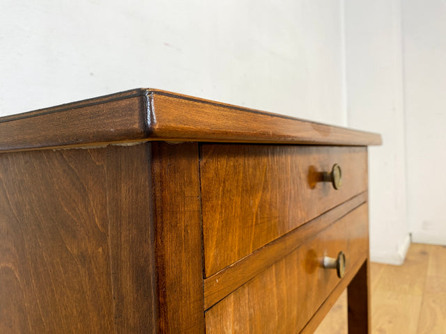 WMK I Hübsche 1930er Jahre Kommode aus vollem Holz mir Schubladen und formschönen Messinggriffen